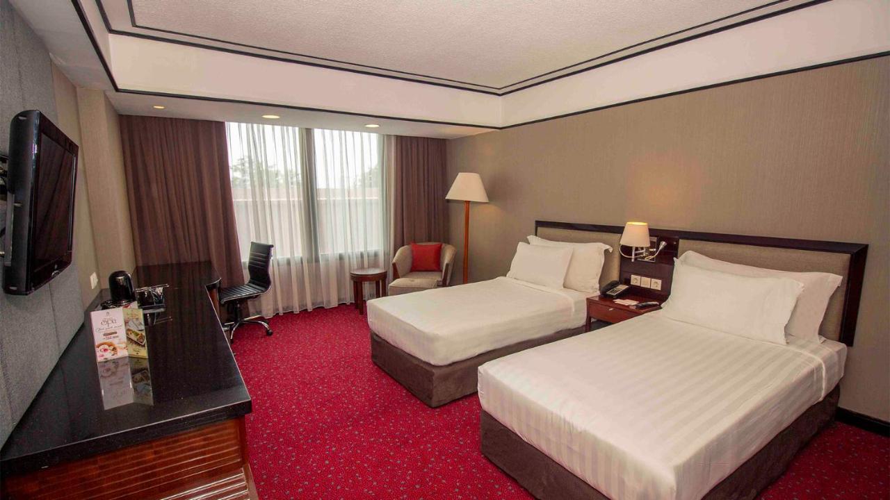 Redtop Hotel & Convention Center Jakarta Kültér fotó