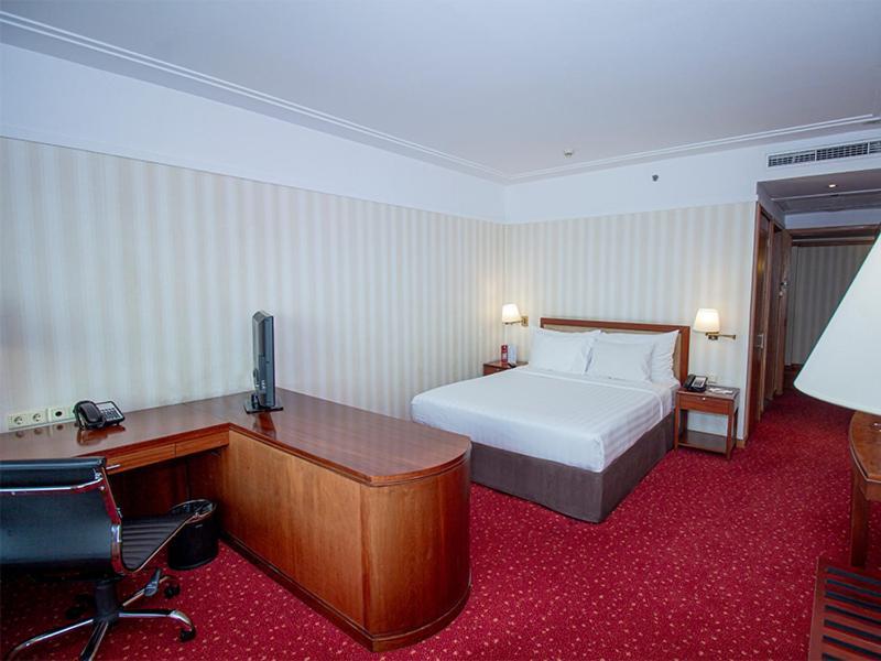 Redtop Hotel & Convention Center Jakarta Kültér fotó
